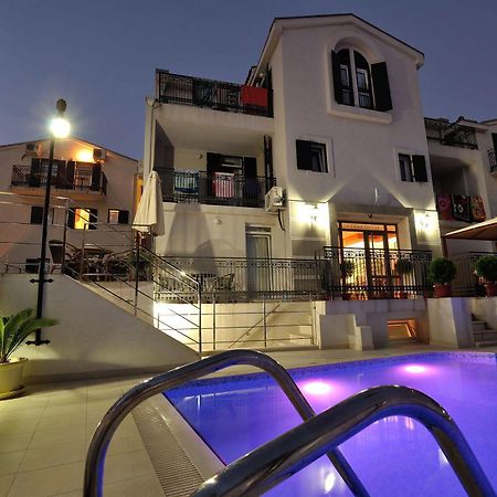 Vila Duric - Ex Hotel Duric Petrovac Ngoại thất bức ảnh