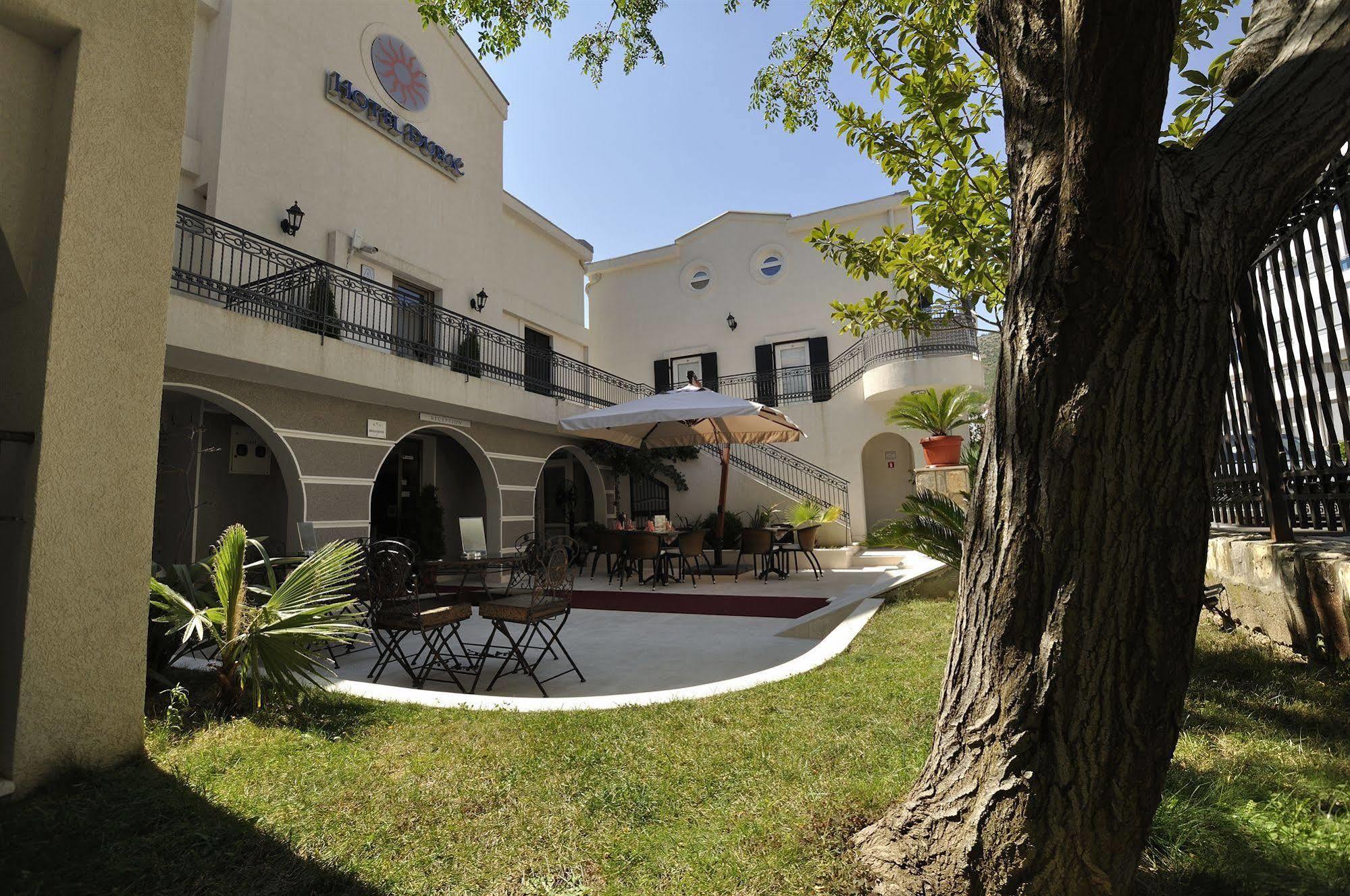 Vila Duric - Ex Hotel Duric Petrovac Ngoại thất bức ảnh
