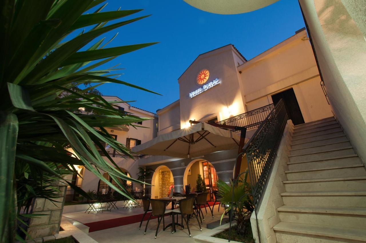 Vila Duric - Ex Hotel Duric Petrovac Ngoại thất bức ảnh