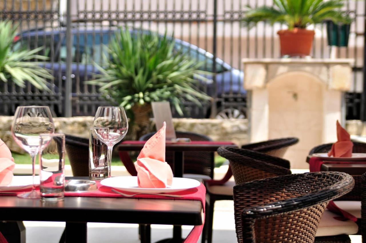 Vila Duric - Ex Hotel Duric Petrovac Ngoại thất bức ảnh