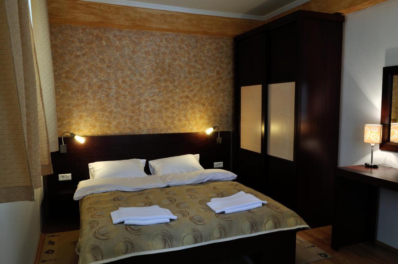 Vila Duric - Ex Hotel Duric Petrovac Phòng bức ảnh